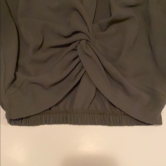 Army Green Cropped Tie Tee - Picture 3 of 3